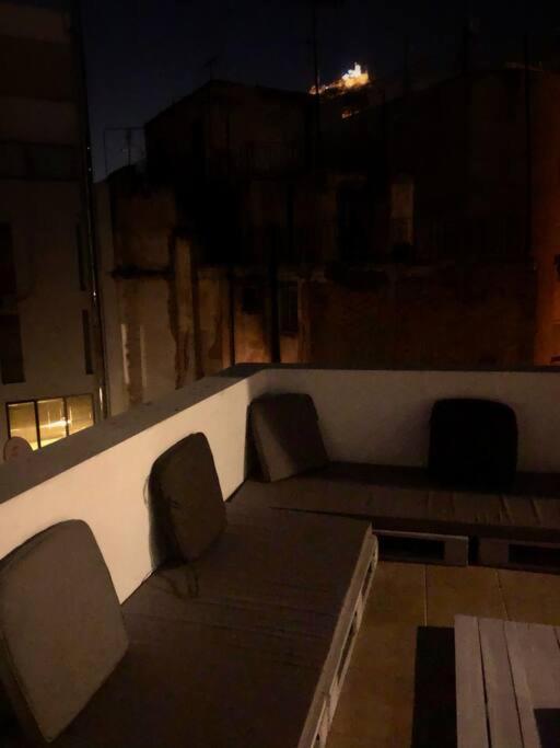 Апартаменты Cozy Loft With Jazz Notes In Kolonaki Афины Экстерьер фото